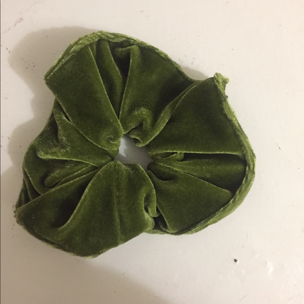 Velvet scrunchie - Picture 2 of 2